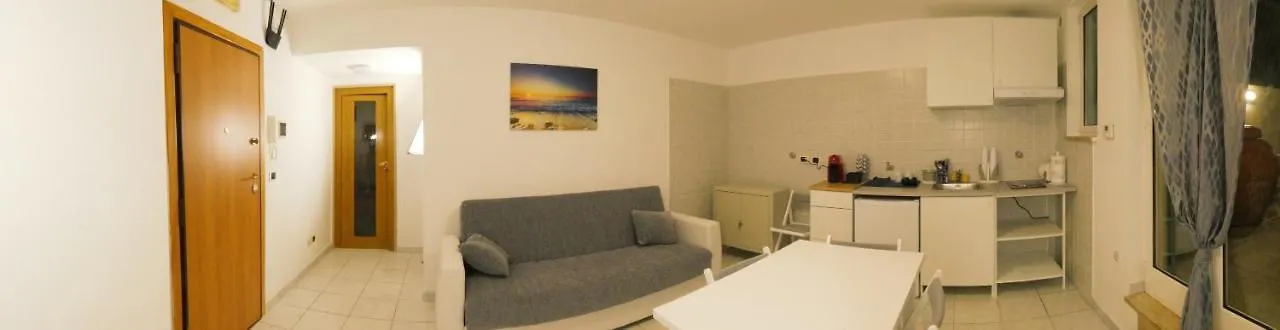 Relux Bed & Breakfast Bari